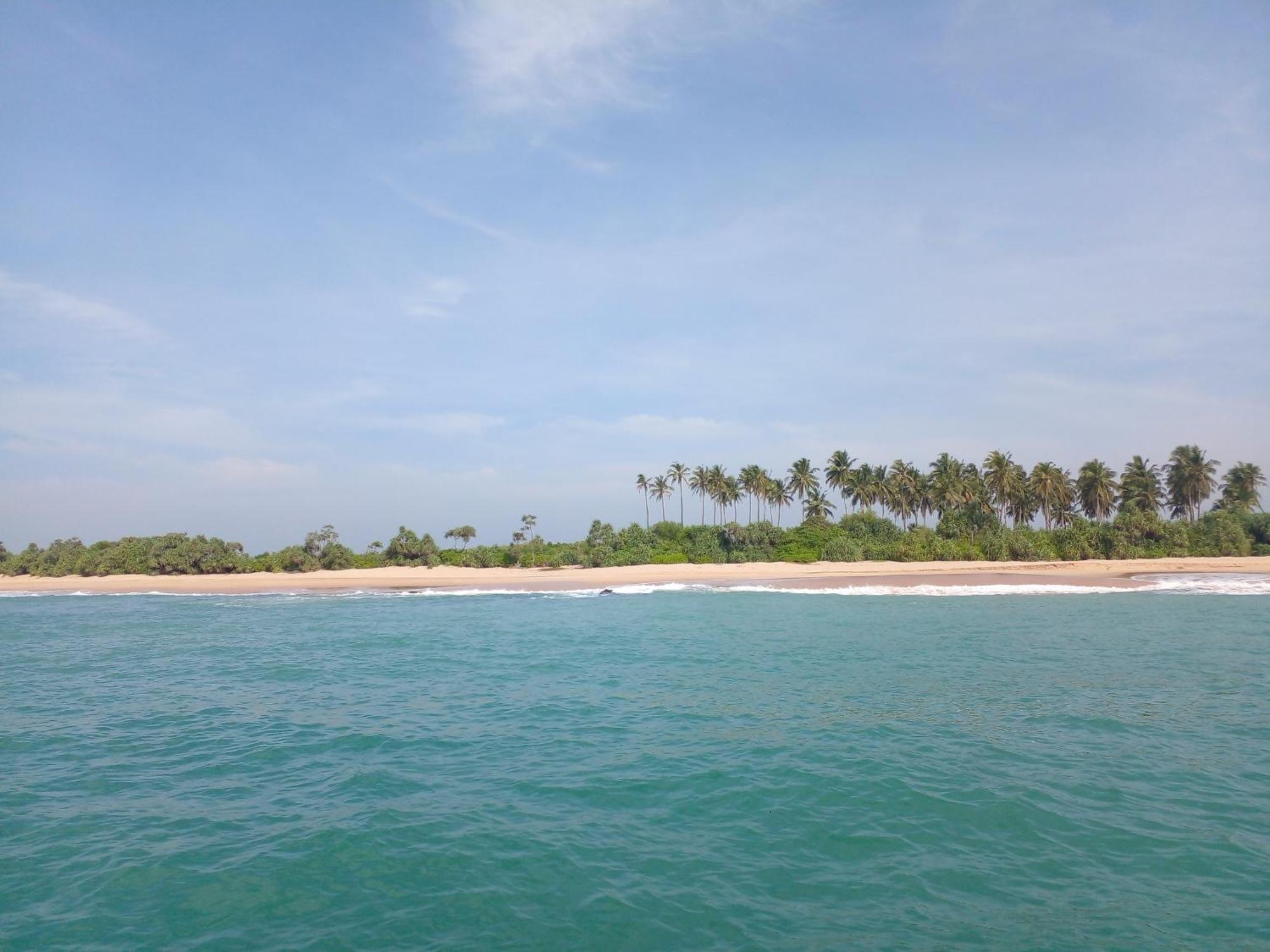 Hotel Golden Bell Tangalle Bagian luar foto
